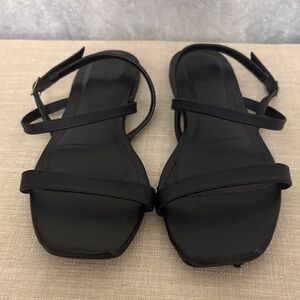 Mr. Cat Elegant Black Women's Sandals